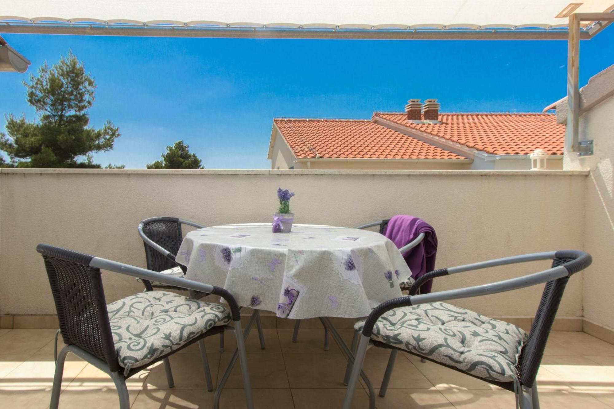 Apartmani Gnjidic Srima Εξωτερικό φωτογραφία