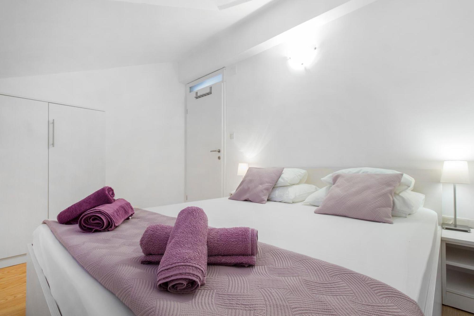 Apartmani Gnjidic Srima Εξωτερικό φωτογραφία