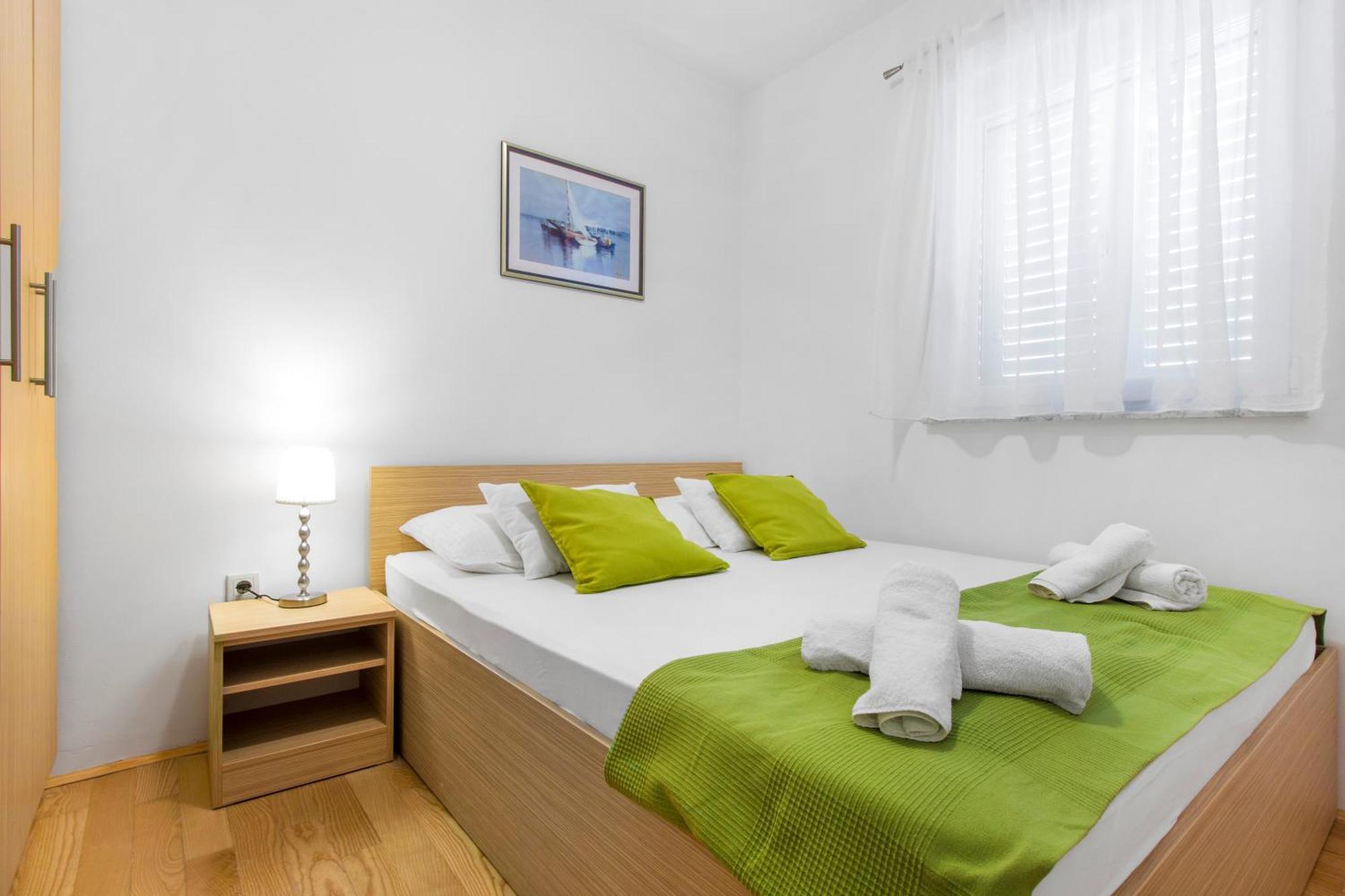 Apartmani Gnjidic Srima Εξωτερικό φωτογραφία