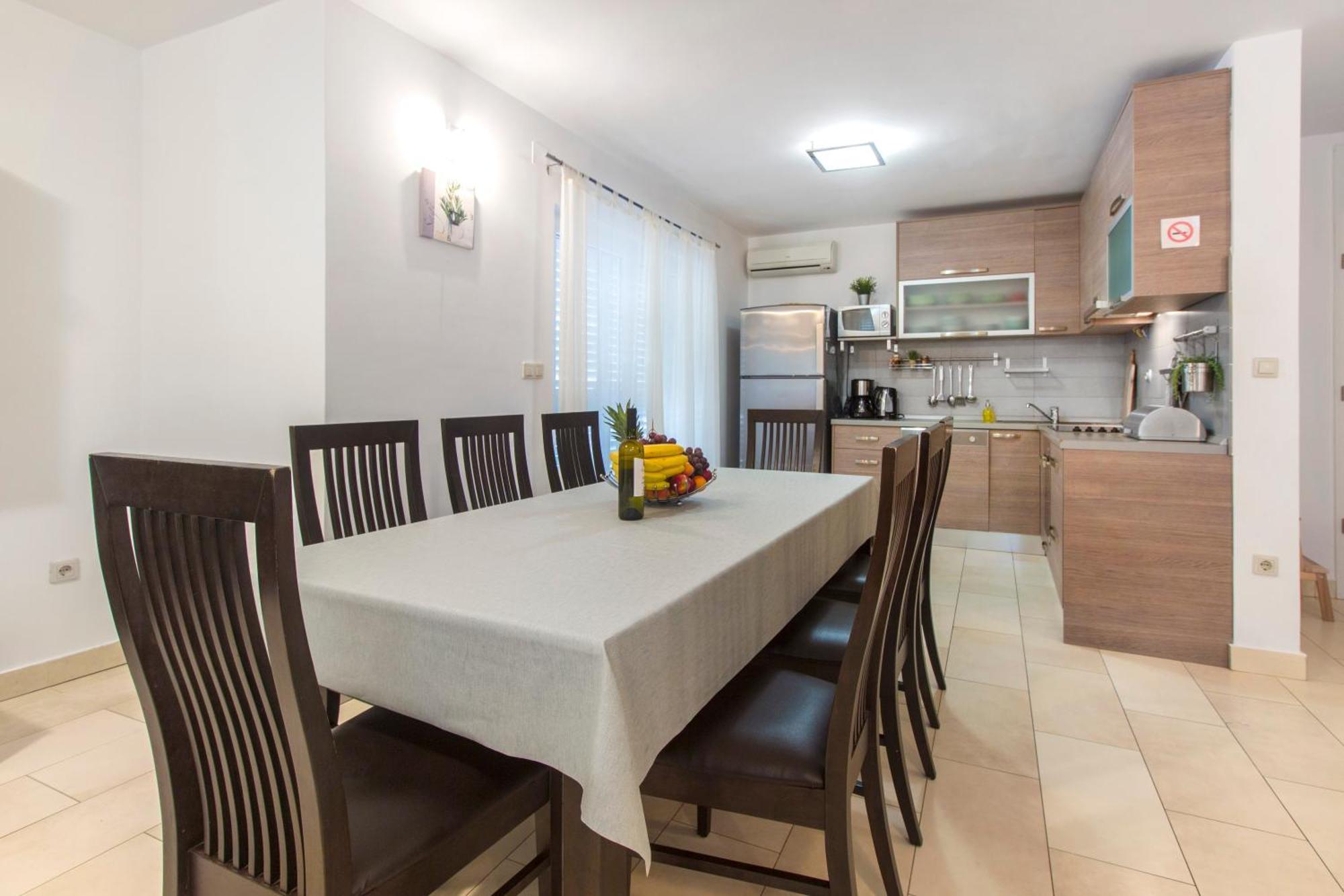 Apartmani Gnjidic Srima Εξωτερικό φωτογραφία